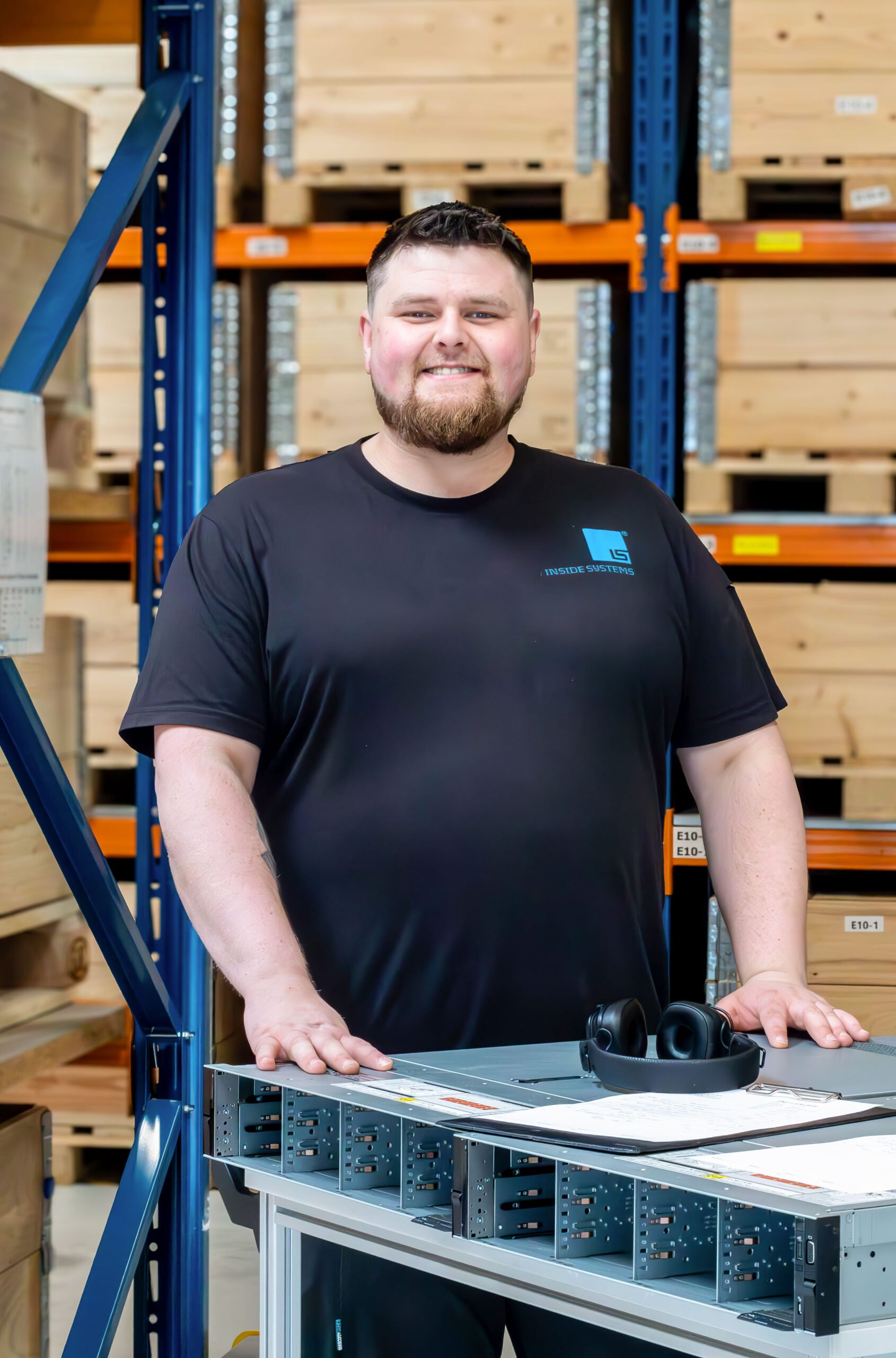 IT Maintenance - 24/7 Services 3 warehouse