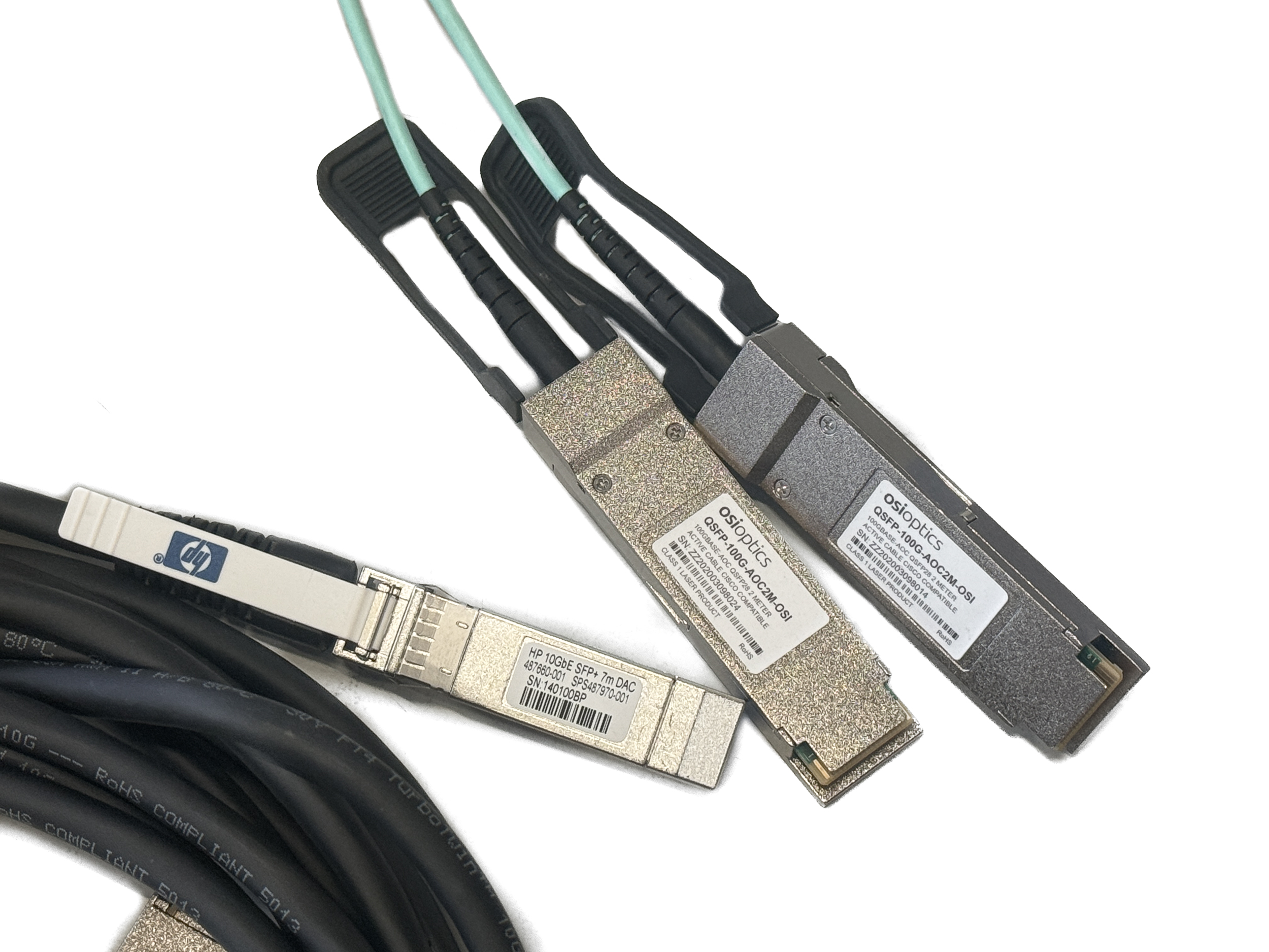DAC vs AOC: The Ultimate Cabling Guide for IT Pros 1 DAC vs AOC